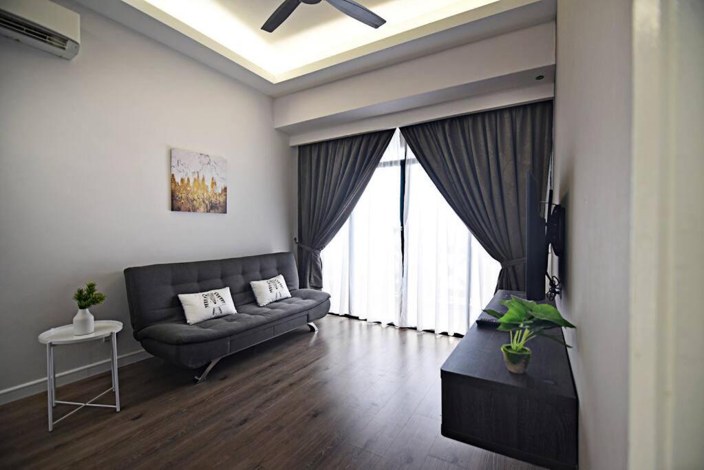 Instay Costa Mahkota Next To Mahkota Parade Malacca Екстериор снимка