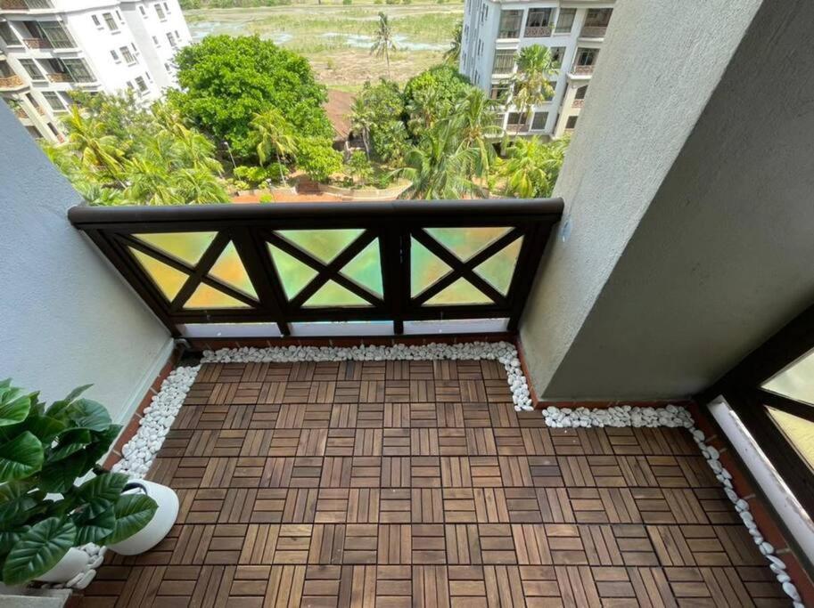 Instay Costa Mahkota Next To Mahkota Parade Malacca Екстериор снимка